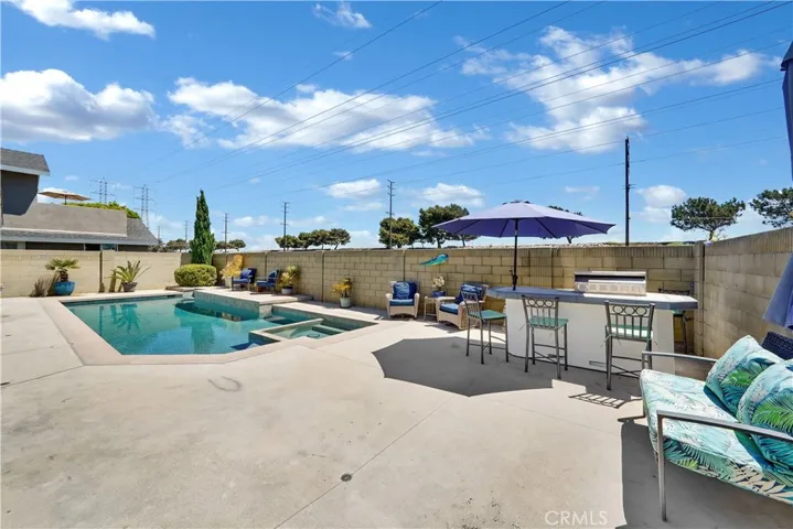20732 Spindrift Lane, Huntington Beach, California 92646