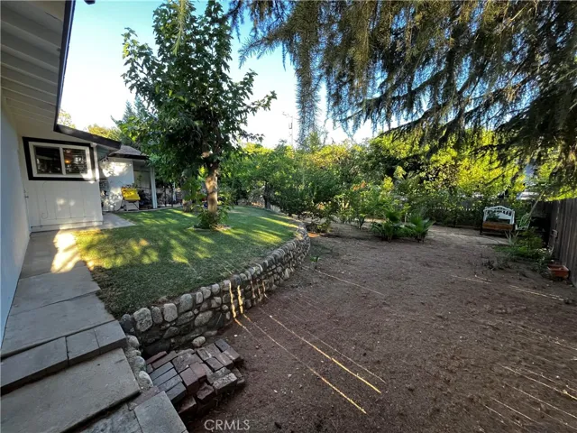 35211 Adams Lane, Yucaipa, California 92399