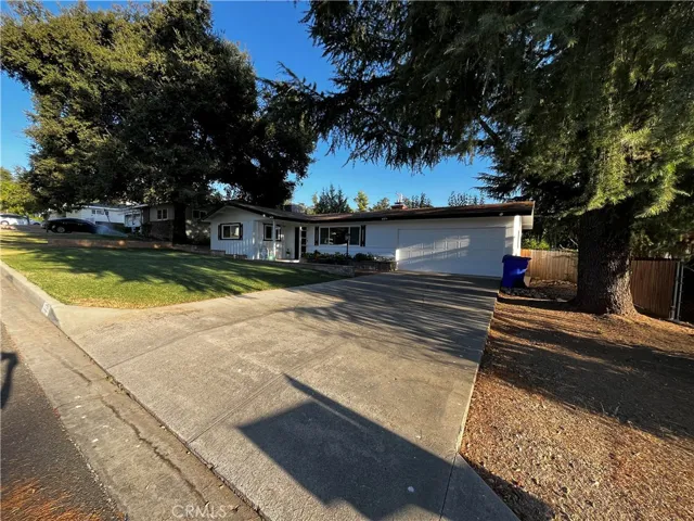 35211 Adams Lane, Yucaipa, California 92399