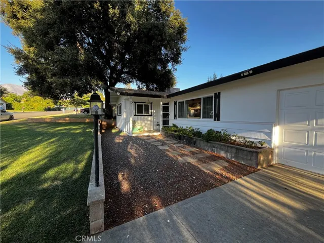 35211 Adams Lane, Yucaipa, California 92399
