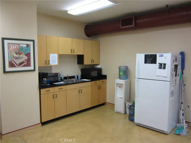 695 Clarion Court, San Luis Obispo, California 93401