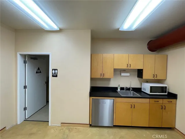 695 Clarion Court, San Luis Obispo, California 93401