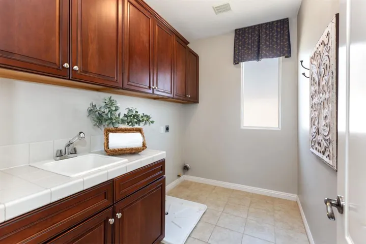 1415 Eclipse Drive, San Marcos, California 92078