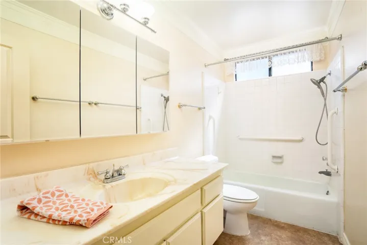 6112 Sandy Hill Lane, Yorba Linda, California 92886