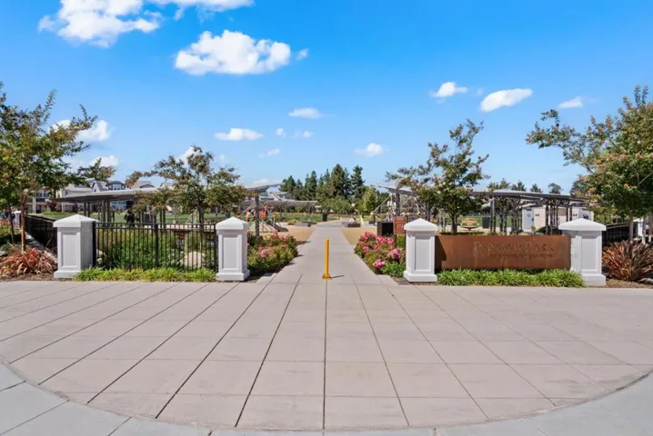 3116 Pyramid Way, Mountain View, California 94043