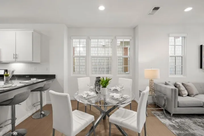 3116 Pyramid Way, Mountain View, California 94043