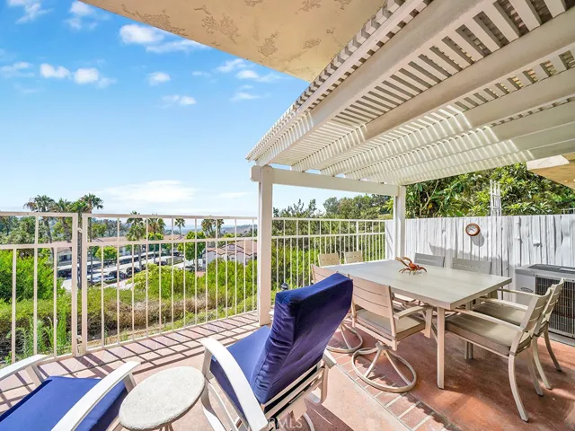 Soak in the California sun and San Clemente weather all year long in your private backyard with unobstructed ocean views.