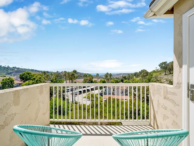 The ocean view balcony is shared by the loft and primary bedroom.