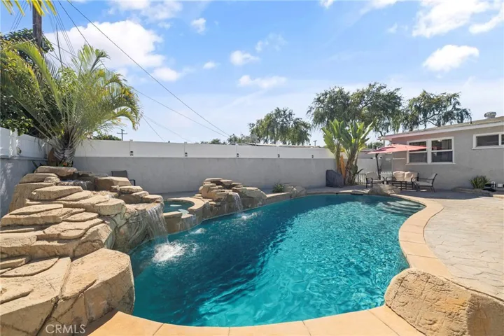 2135 W Ash Avenue, Fullerton, California 92833