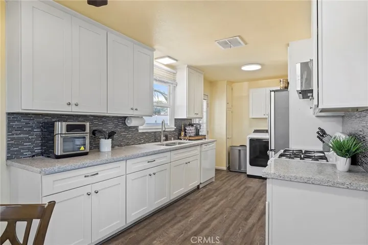 2135 W Ash Avenue, Fullerton, California 92833