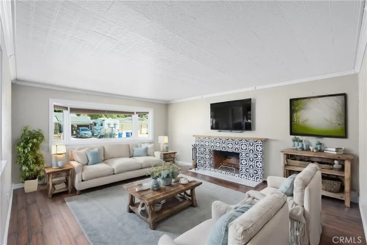 3976 Russ Court, Simi Valley, California 93063