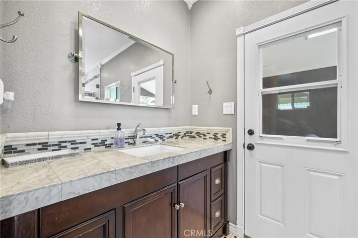 3976 Russ Court, Simi Valley, California 93063