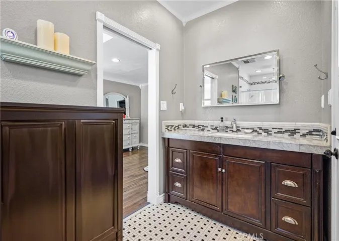 3976 Russ Court, Simi Valley, California 93063