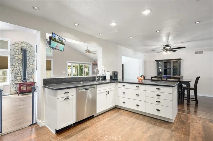3976 Russ Court, Simi Valley, California 93063