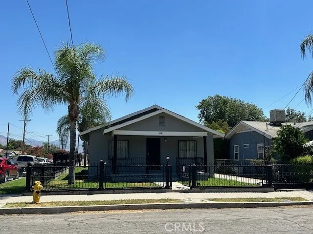 995 Western Avenue, San Bernardino, California 92411