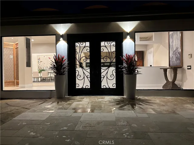 621 S Peralta Hills Drive, Anaheim Hills, California 92807