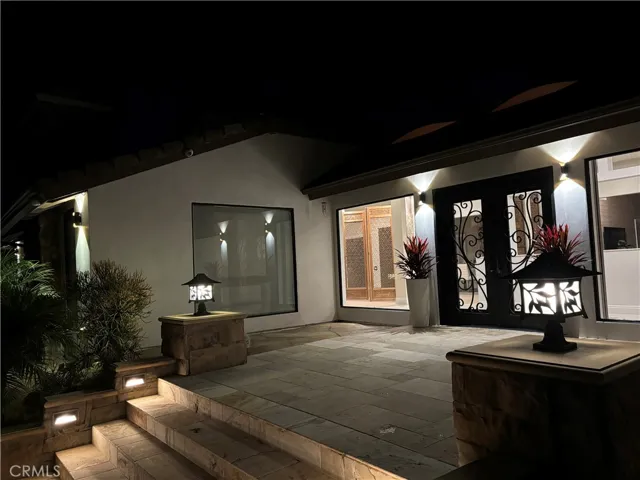 621 S Peralta Hills Drive, Anaheim Hills, California 92807