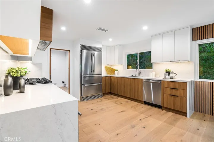 22702 Brandywine Drive, Calabasas, California 91302