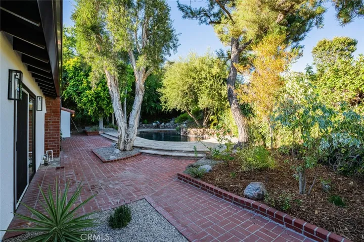 22702 Brandywine Drive, Calabasas, California 91302
