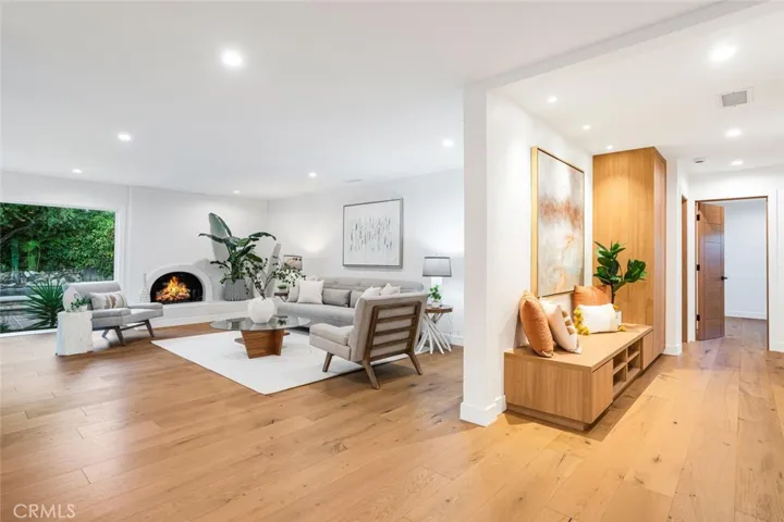 22702 Brandywine Drive, Calabasas, California 91302