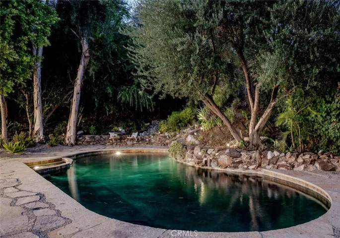 22702 Brandywine Drive, Calabasas, California 91302
