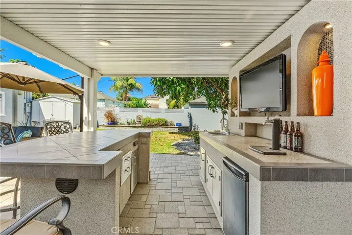 5425 E Conant Street, Long Beach, California 90808