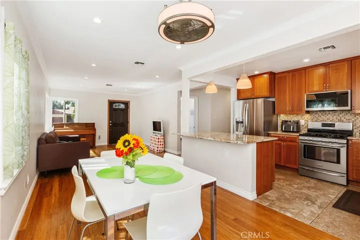 5425 E Conant Street, Long Beach, California 90808