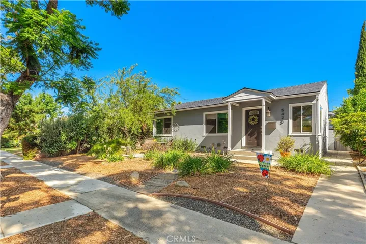 5425 E Conant Street, Long Beach, California 90808