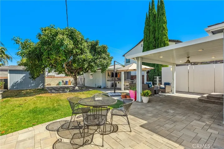 5425 E Conant Street, Long Beach, California 90808