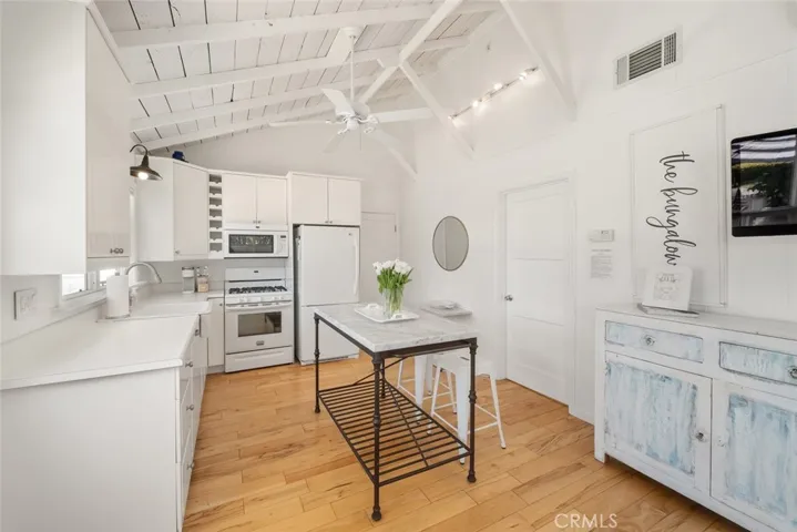 331 Castaic Avenue, Pismo Beach, California 93449