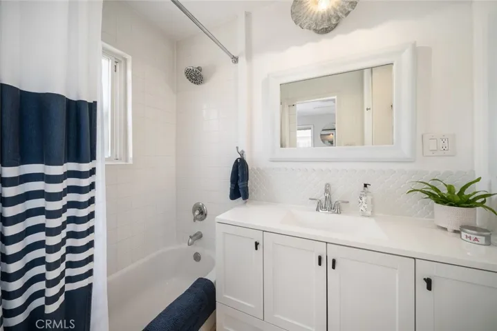 331 Castaic Avenue, Pismo Beach, California 93449