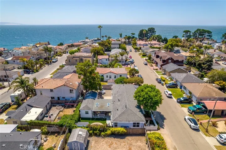 331 Castaic Avenue, Pismo Beach, California 93449