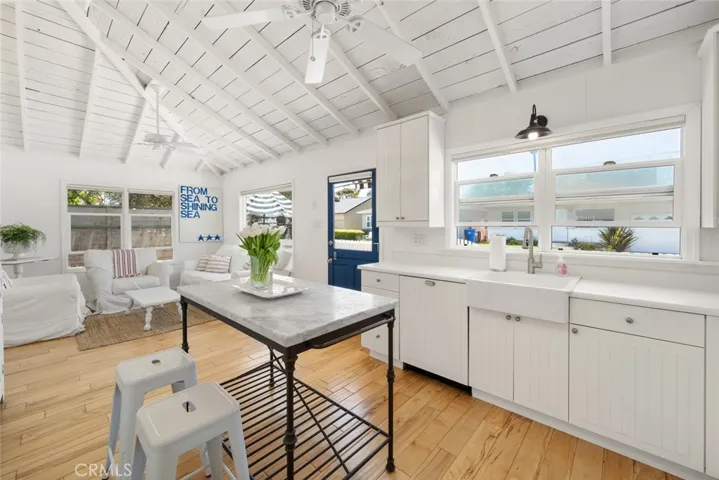 331 Castaic Avenue, Pismo Beach, California 93449