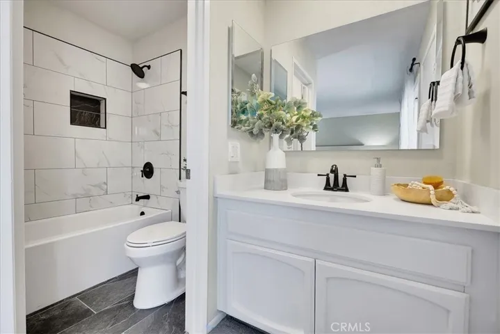 19119 East Country Hollow 28, Orange, California 92869