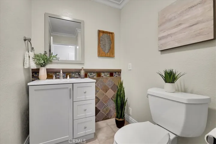 19119 East Country Hollow 28, Orange, California 92869