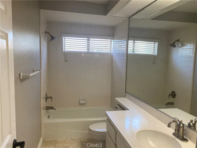 26651 Trasmiras, Mission Viejo, California 92692