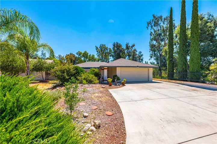 30601 Moontide Court, Temecula, California 92592