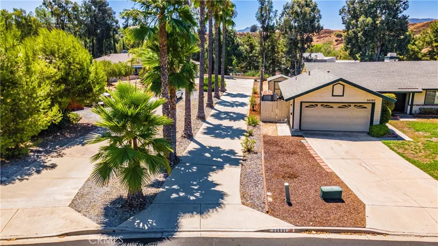 30601 Moontide Court, Temecula, California 92592