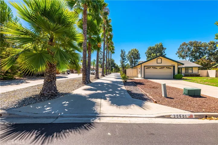 30601 Moontide Court, Temecula, California 92592