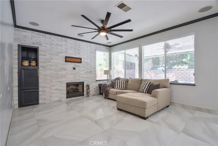 40280 Cambridge Street, Murrieta, California 92563