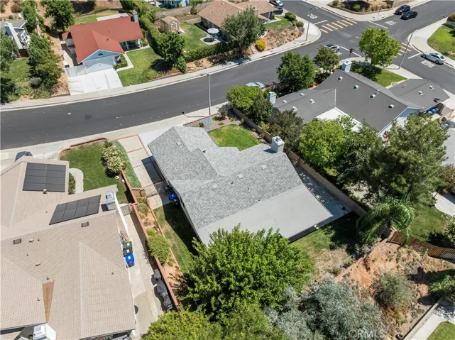 27715 Carnegie Avenue, Saugus, California 91350