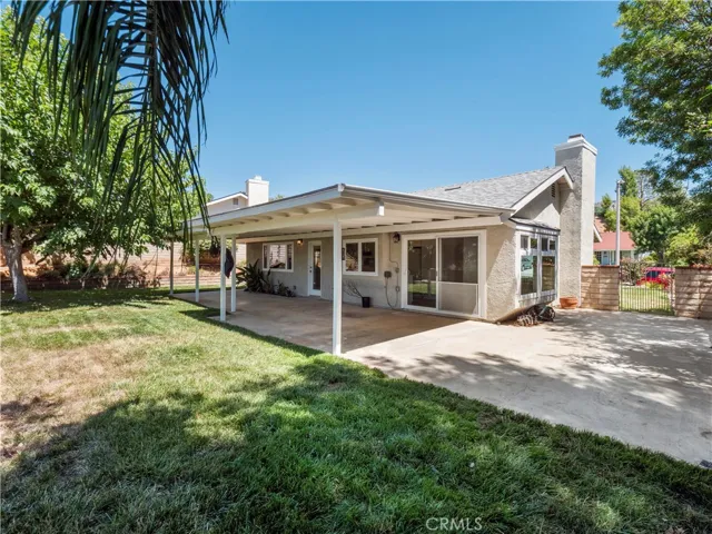 27715 Carnegie Avenue, Saugus, California 91350