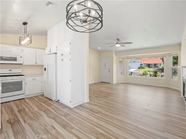 27715 Carnegie Avenue, Saugus, California 91350