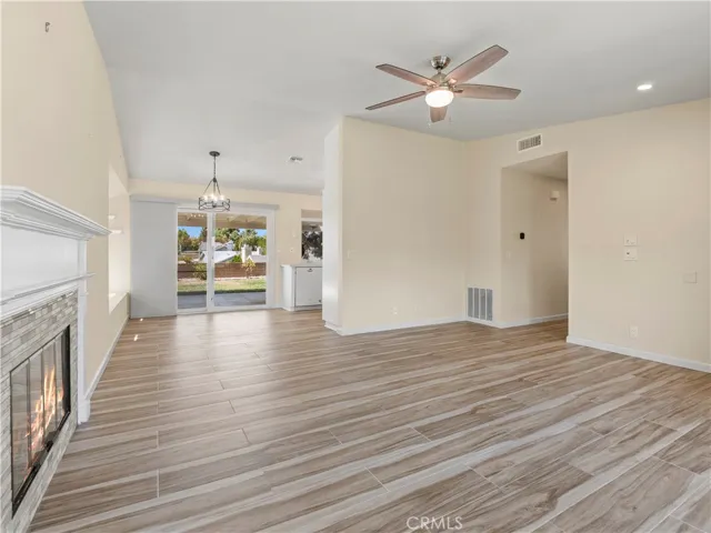 27715 Carnegie Avenue, Saugus, California 91350
