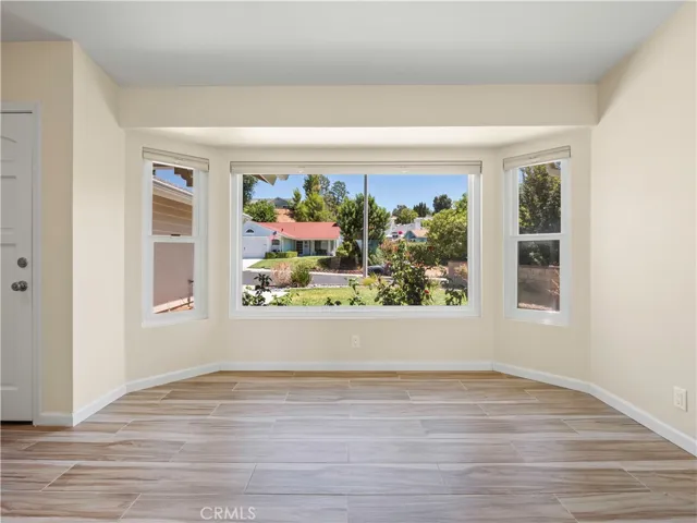 27715 Carnegie Avenue, Saugus, California 91350