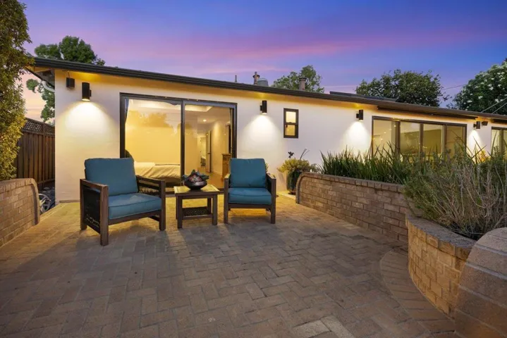 947 N Central Avenue, Campbell, California 95008