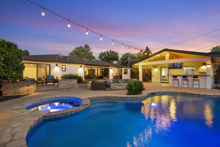 947 N Central Avenue, Campbell, California 95008