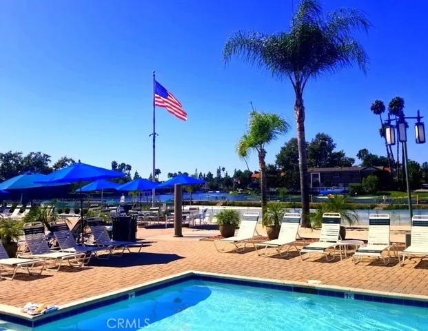 23212 Meadowbrook Circle, Lake Forest, California 92630
