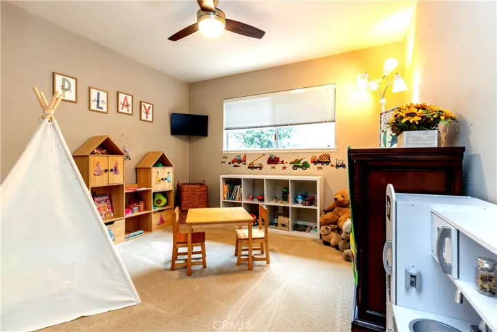 23212 Meadowbrook Circle, Lake Forest, California 92630