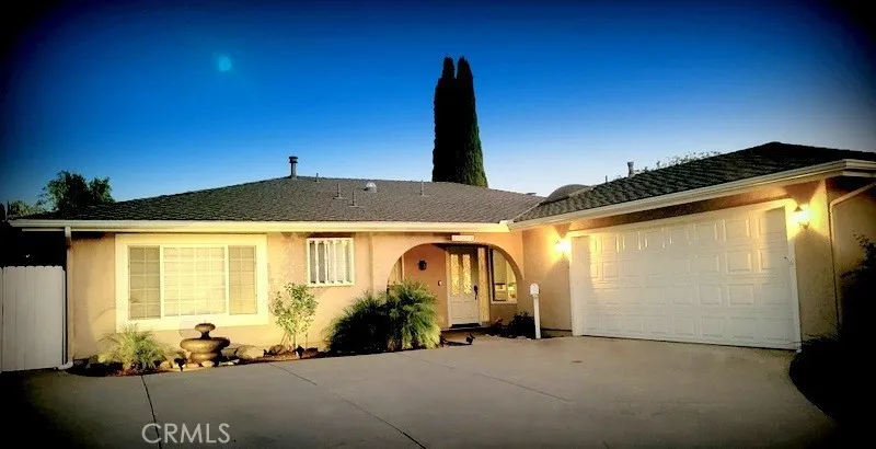 23212 Meadowbrook Circle, Lake Forest, California 92630